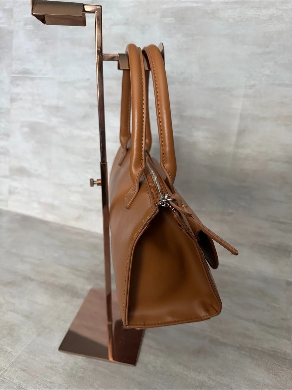 Rachel Zoe - east west Top-Handle Bag with Front Flap Pockets - Picture 5 of 12